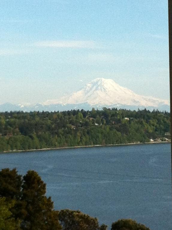 Three Tree Point Bed And Breakfast Burien Exterior foto